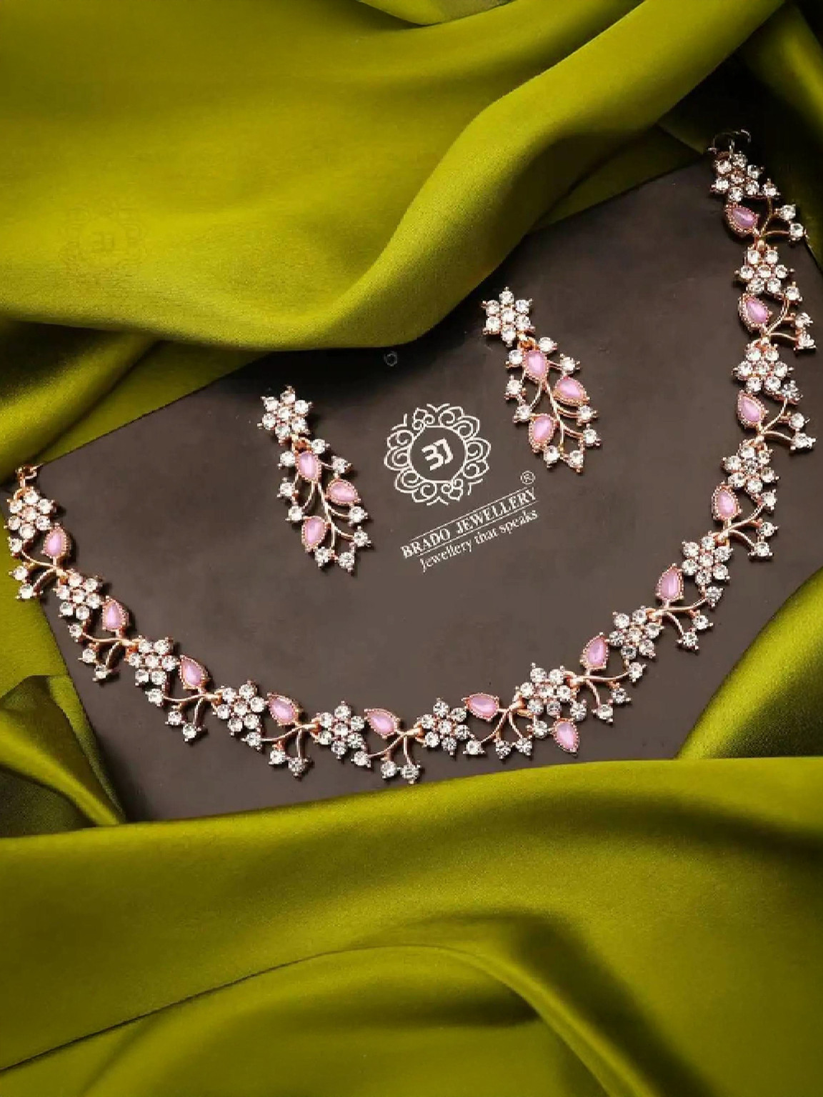 Sukkhi Charming AD Diamonds Studded Floral Choker Necklace with Danlge Earrings Maangtikka Jewellery Set for Women & Girls